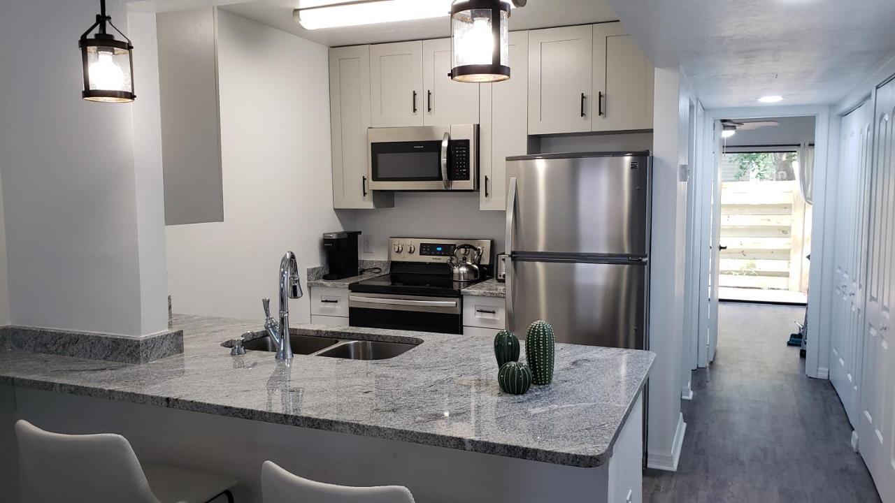 Discover Luxury Condo Steps Away From Celebration Pointe And I-75! Gainesville Exterior foto